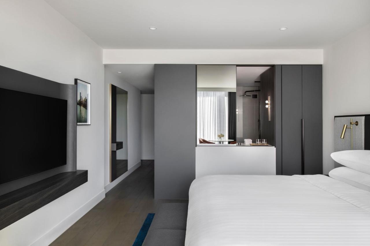 Melbourne Marriott Hotel Docklands Buitenkant foto