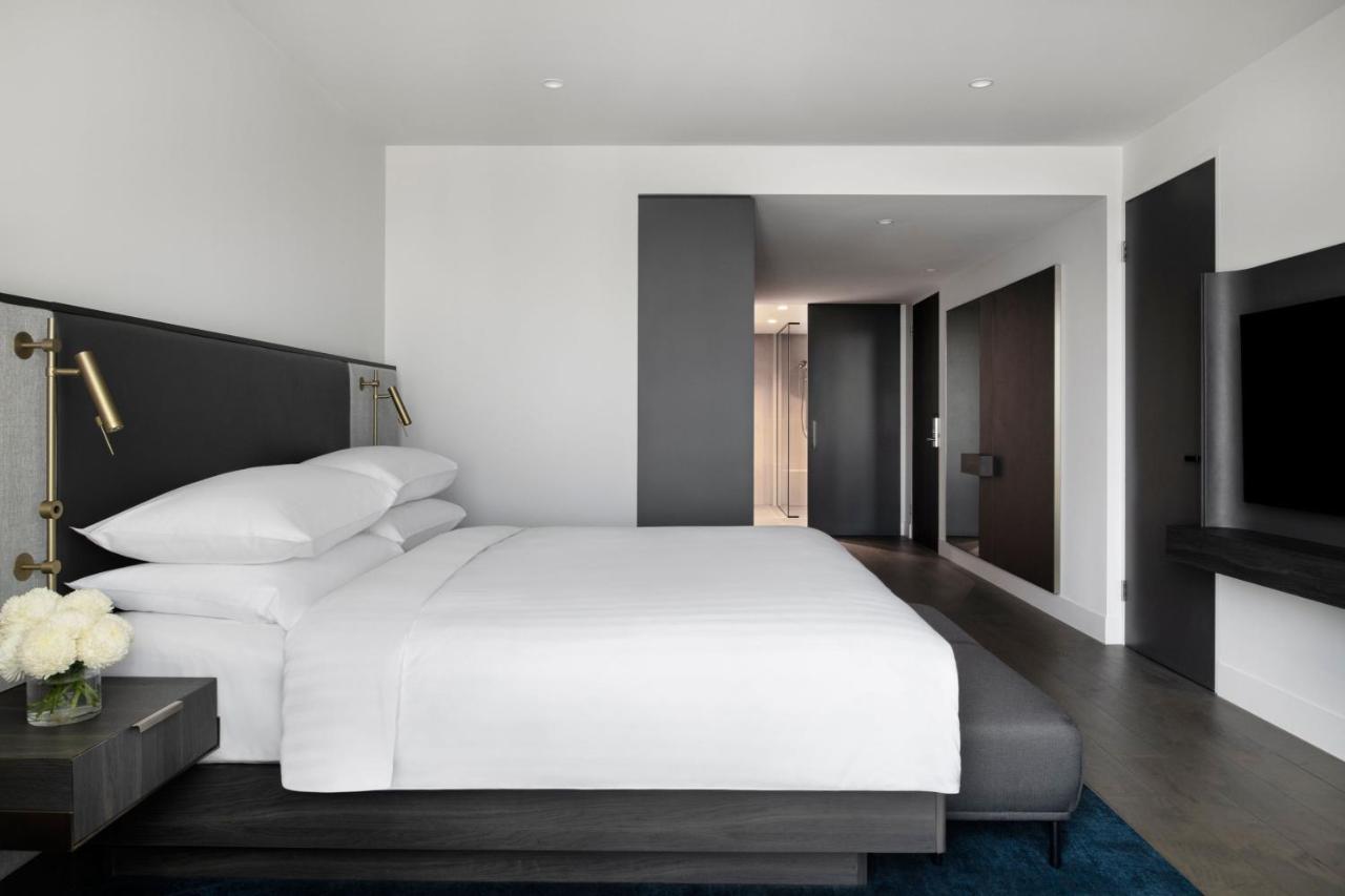 Melbourne Marriott Hotel Docklands Buitenkant foto