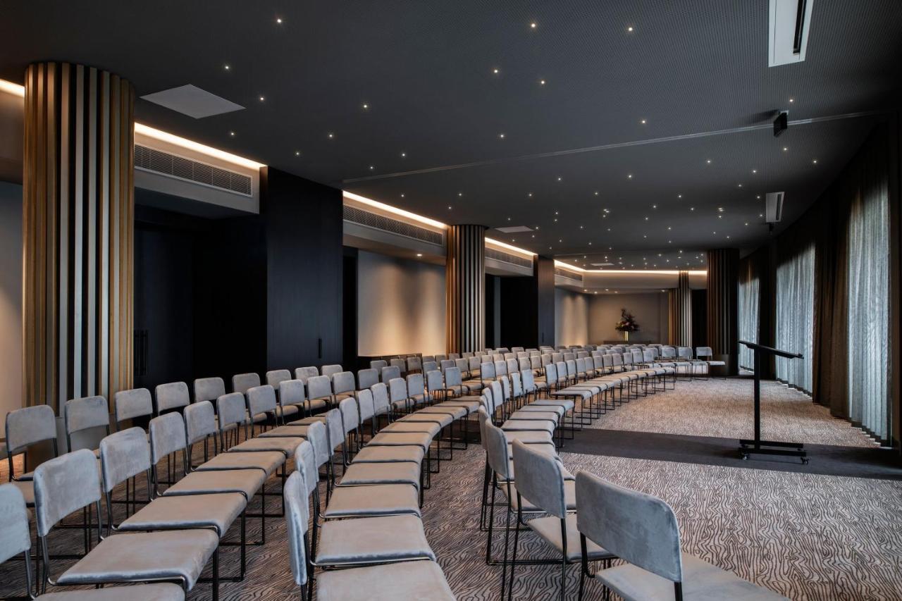 Melbourne Marriott Hotel Docklands Buitenkant foto Meeting room